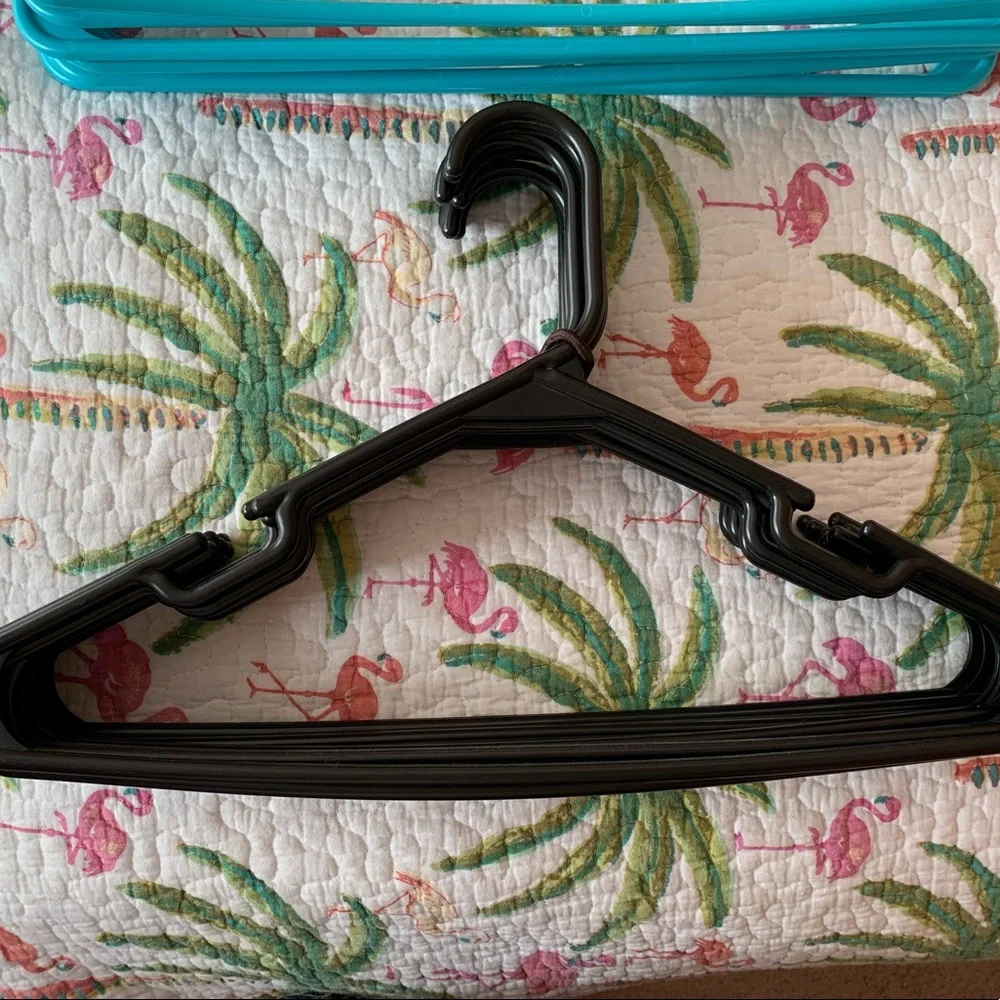 Assortment of 50 hangers